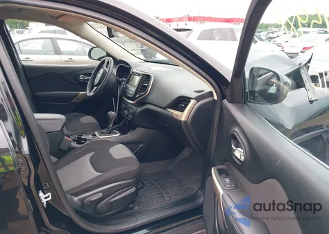 2018 Jeep Cherokee Latitude Fwd из США, поврежденный, VIN 1C4PJLCB9JD527975